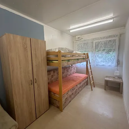 Autocamp Free Star - A Bungalovy